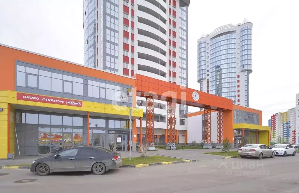 2-к кв. Тюменская область, Тюмень ул. Федюнинского, 64к1 (73.0 м) - Фото 1