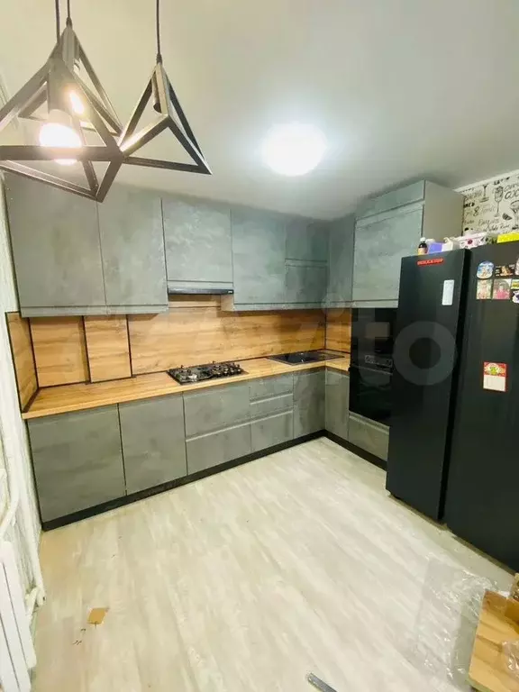 3-к. квартира, 60 м, 4/5 эт. - Фото 0