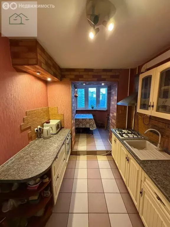 3-комнатная квартира: Воронеж, бульвар Победы, 37 (66 м) - Фото 2