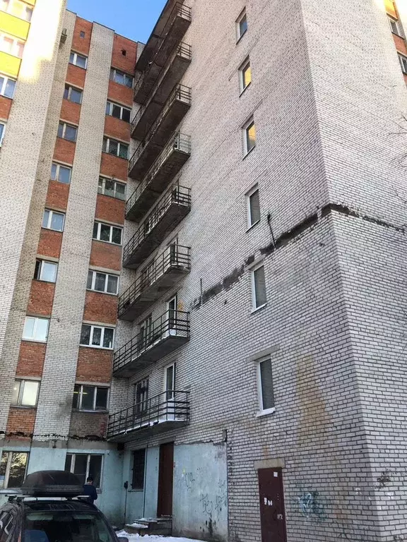 Комната 12 м в 4-к., 5/9 эт. - Фото 0