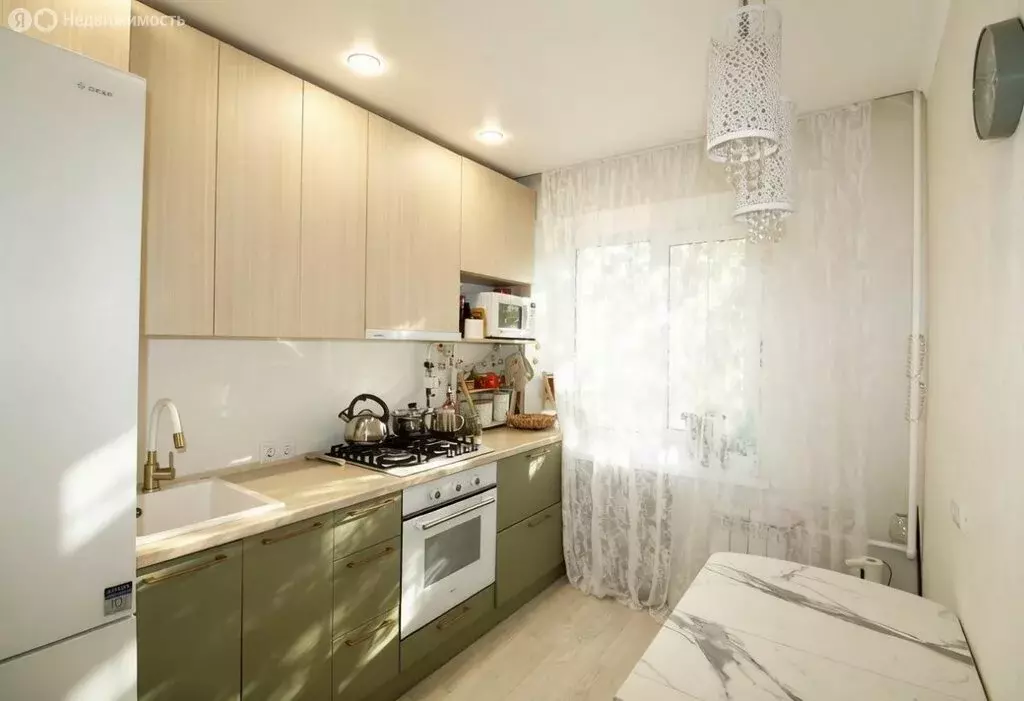 3-комнатная квартира: Туймазы, проспект Ленина, 4 (59.7 м) - Фото 1