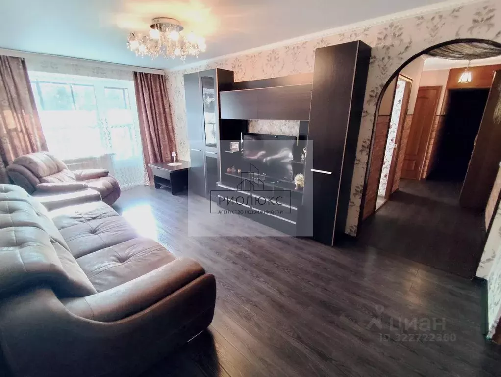 3-к кв. Челябинская область, Магнитогорск Октябрьская ул., 32/1 (58.2 ... - Фото 1