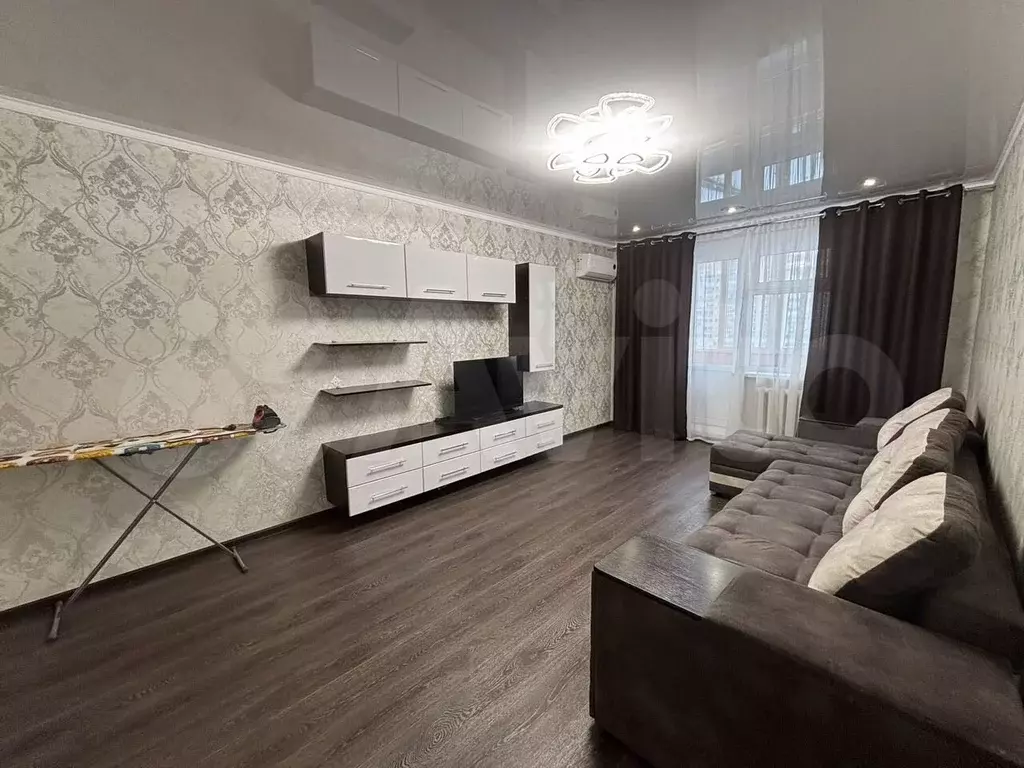 2-к. квартира, 60 м, 5/9 эт. - Фото 1