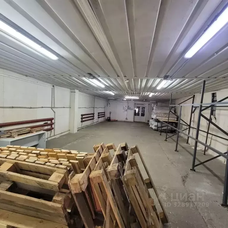 Склад в Кировская область, Киров Производственная ул., 24А/3 (213 м) - Фото 1