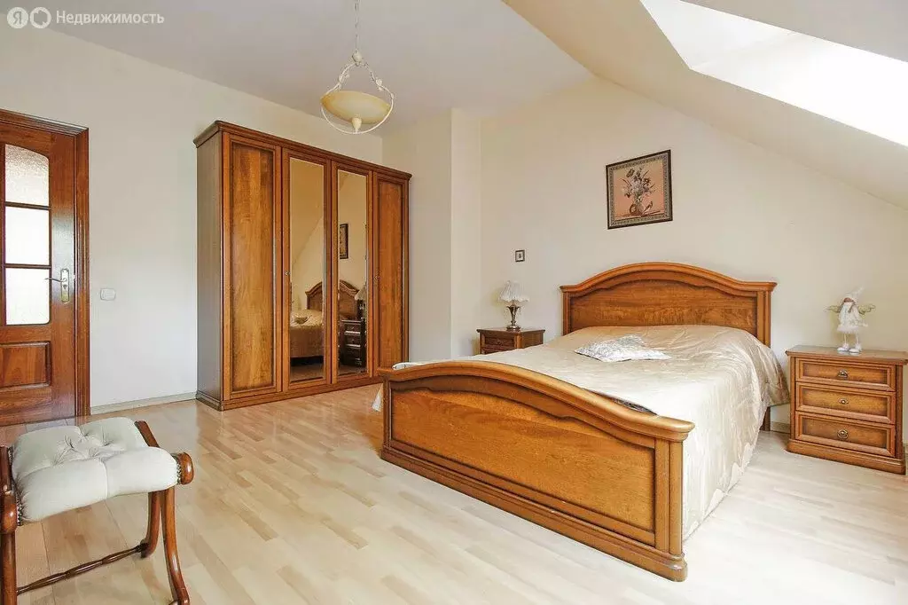 3-комнатная квартира: Калининград, Красная улица, 25 (88.7 м) - Фото 1