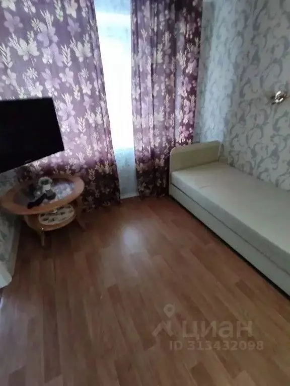 2-к кв. Мурманская область, Оленегорск Парковая ул., 4 (44.0 м) - Фото 0