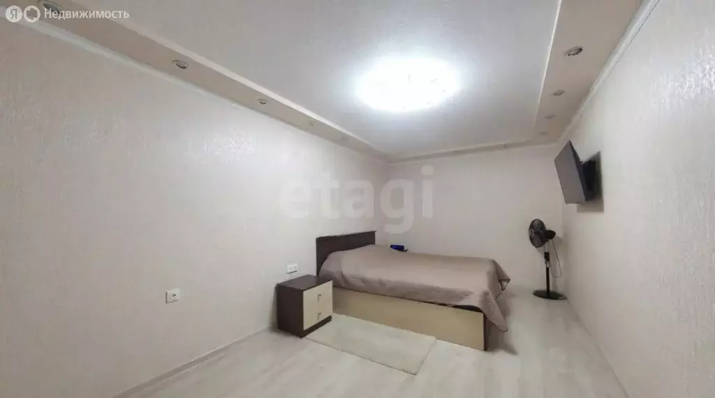 2-комнатная квартира: Симферополь, Ангарская улица, 31 (64 м) - Фото 2