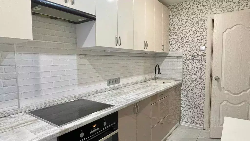 3-к кв. Самарская область, Тольятти Ленинский просп., 40 (60.2 м) - Фото 1