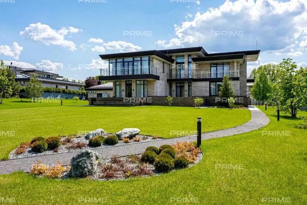 Коттедж в Московская область, Одинцовский городской округ, д. ... - Фото 1