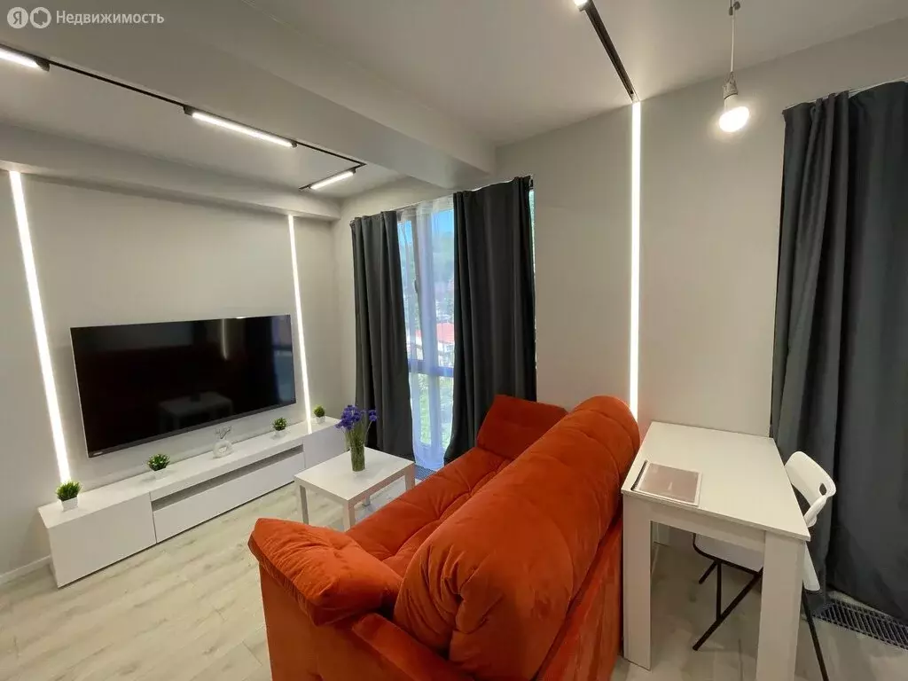 3-комнатная квартира: Сочи, Курортный проспект, 96Г (40 м) - Фото 0
