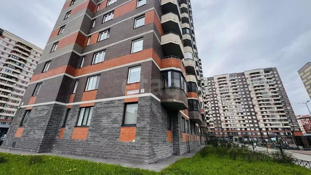 2-к кв. Ленинградская область, Мурино Всеволожский район, ул. Шоссе в ... - Фото 0