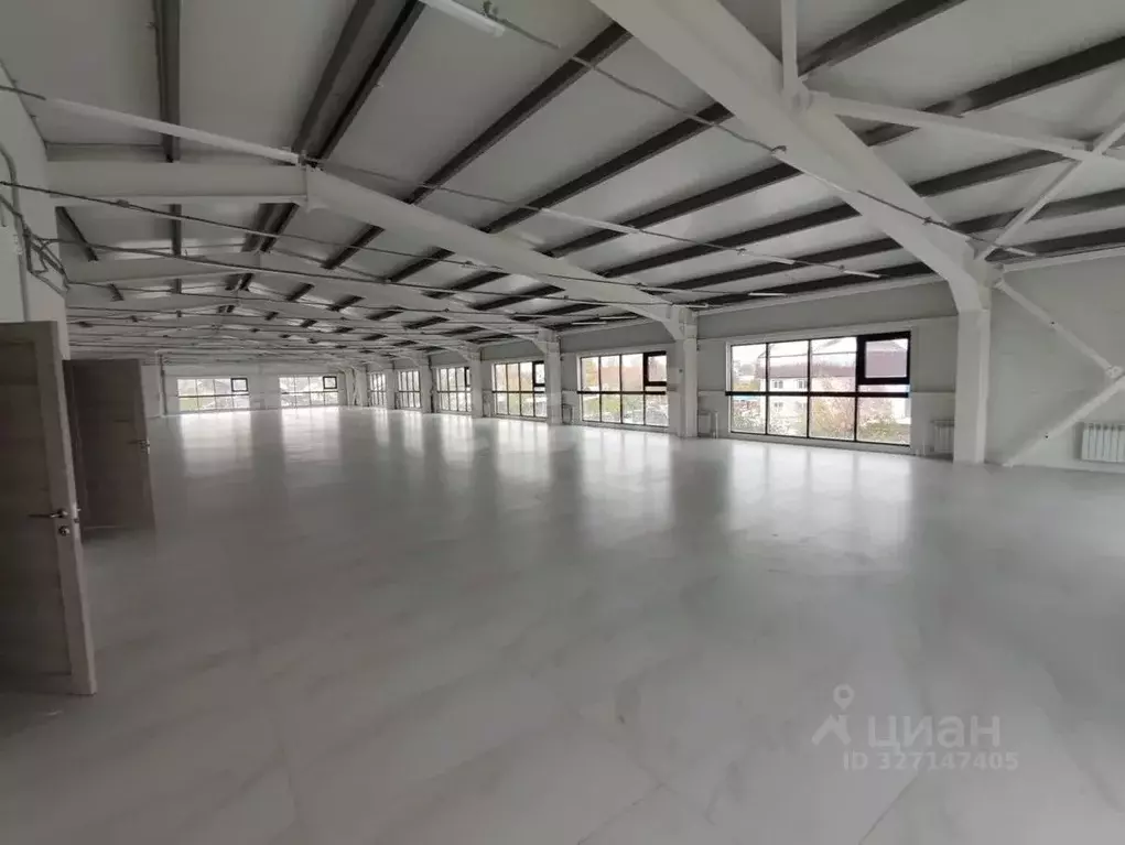 Помещение свободного назначения в Тюменская область, Тюмень ул. ... - Фото 1