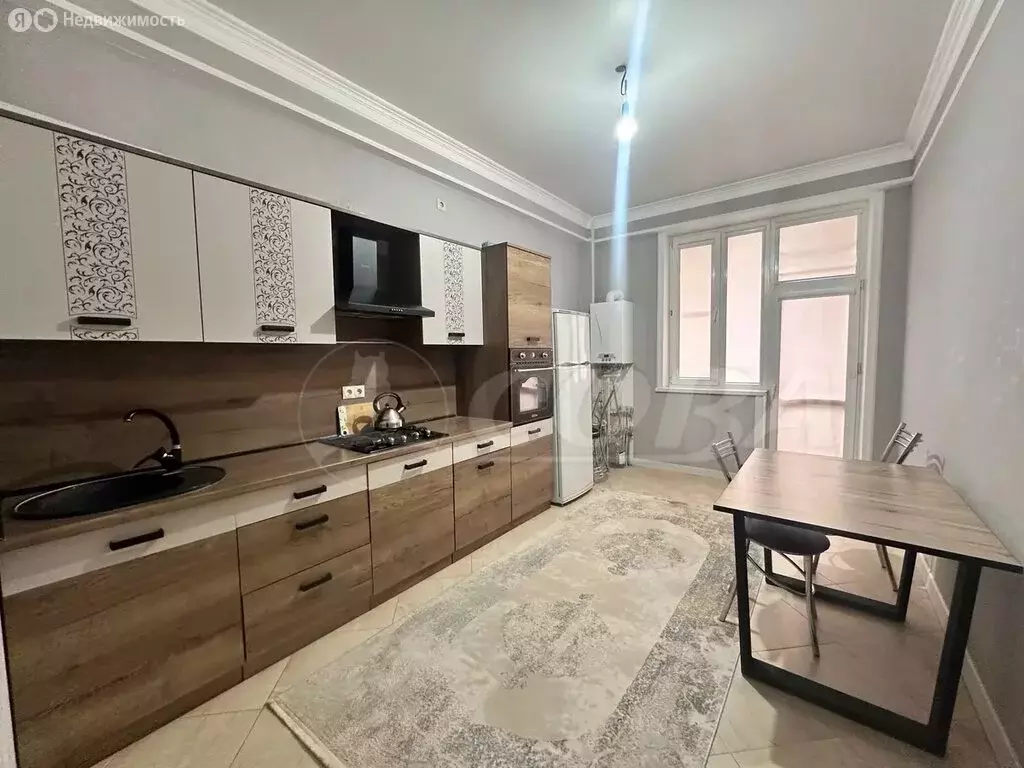 1-комнатная квартира: Дербент, улица Сальмана, 102 (50 м) - Фото 1