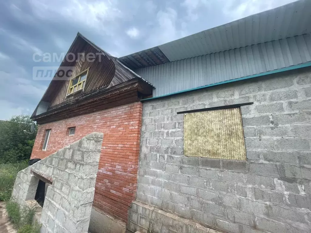 Дом в Башкортостан, Чишминский поссовет, Чишмы рп кв Интернациональная ... - Фото 1