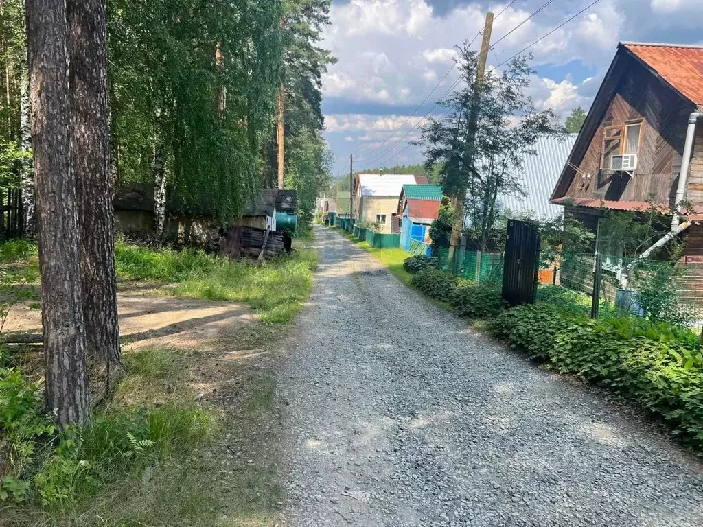 Дом в Свердловская область, Сысертский муниципальный округ, Металлург ... - Фото 0