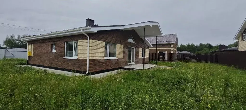 Дом в Тверская область, Калининский муниципальный округ, д. Сакулино ... - Фото 0