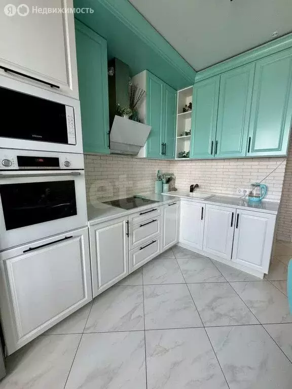 3-комнатная квартира: Воронеж, улица Антонова-Овсеенко, 35Э (82.4 м) - Фото 0