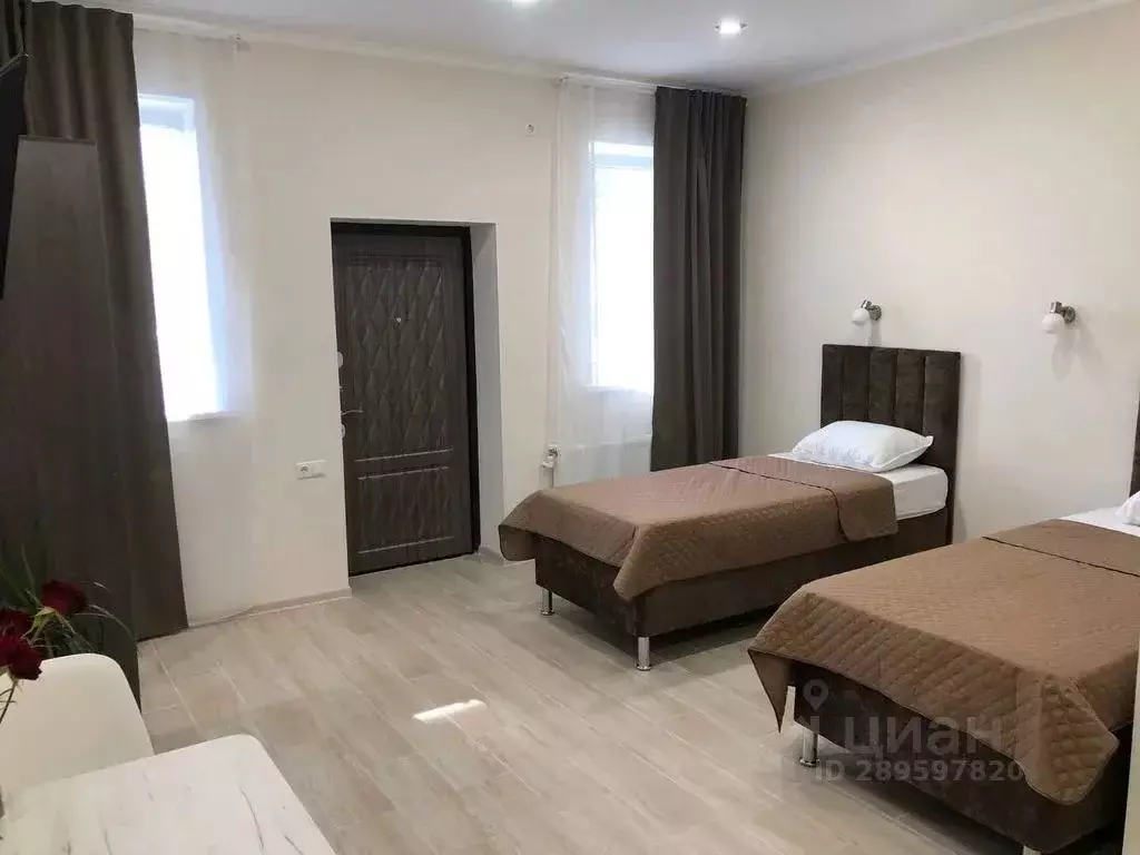 Студия Крым, Сакский район, с. Орехово ул. Звездная, 13 (25.0 м) - Фото 1