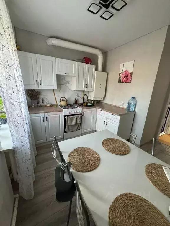 1-к кв. Ростовская область, Новочеркасск Поворотная ул., 11 (42.0 м) - Фото 1