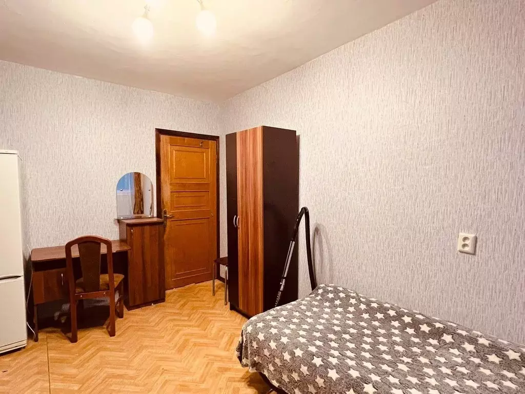 Комната Санкт-Петербург Сиреневый бул., 8К1 (11.9 м) - Фото 0