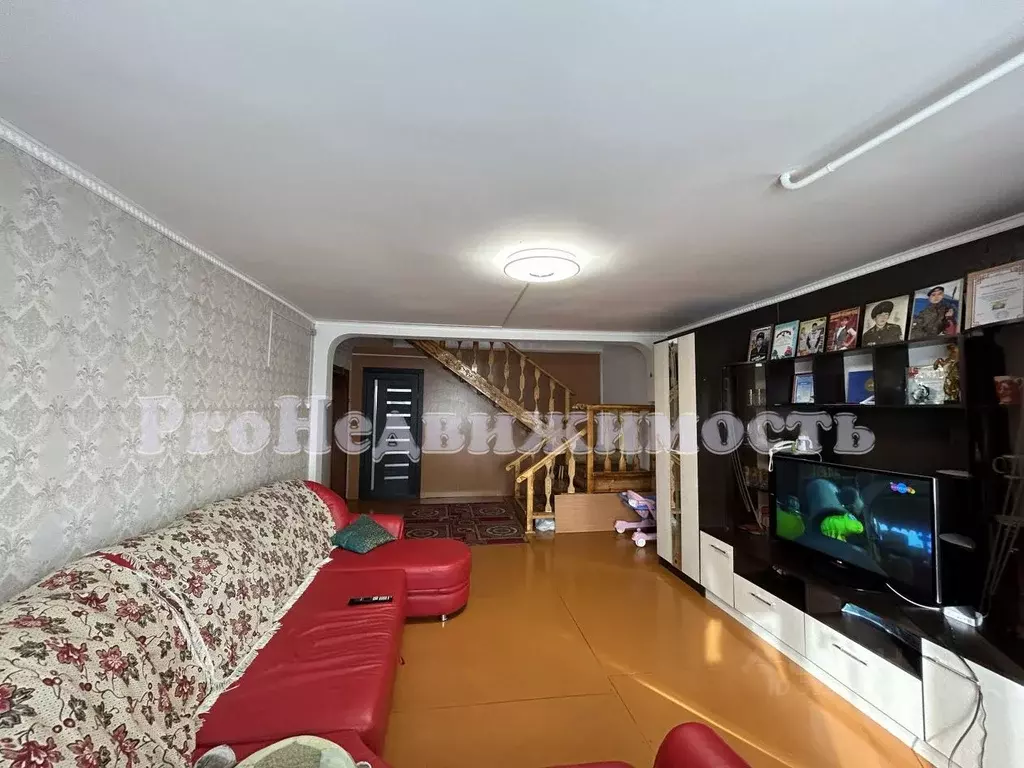 Дом в Тыва, Кызыл ул. 90-летия ТАР (207 м) - Фото 2