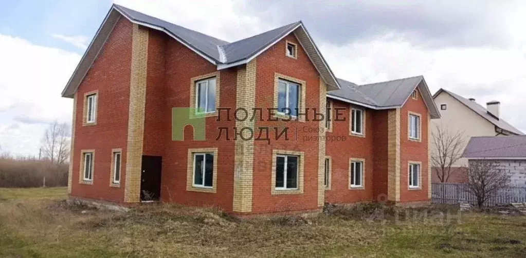 Дом в Башкортостан, Уфа пер. Задорный, 3А (184 м) - Фото 1
