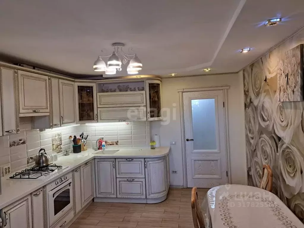 2-к кв. Пензенская область, Пенза ул. Мира, 42 (69.7 м) - Фото 0