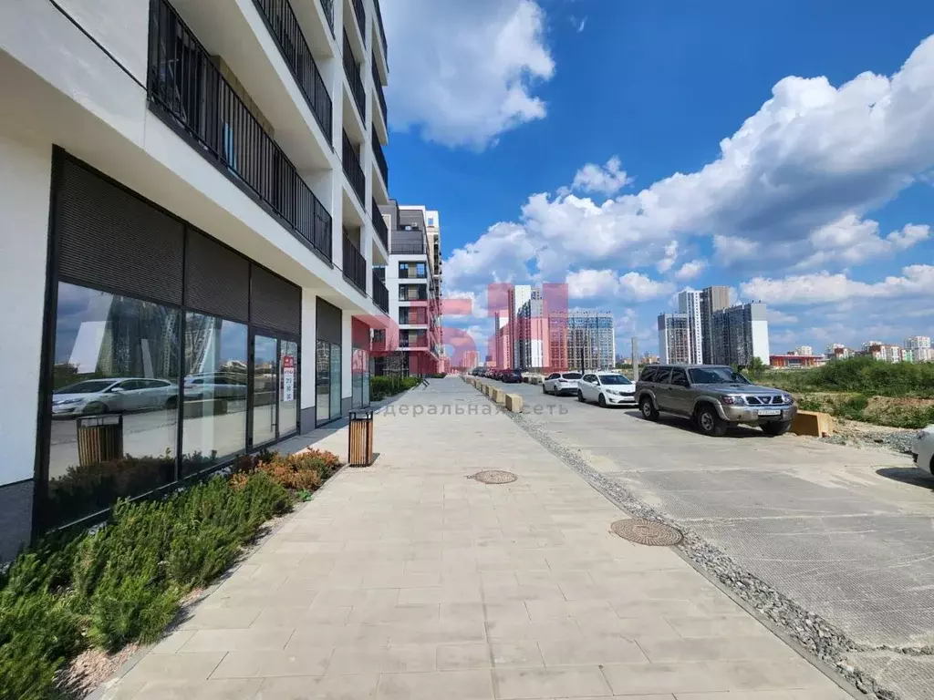 Торговая площадь в Свердловская область, Екатеринбург ул. Академика ... - Фото 0