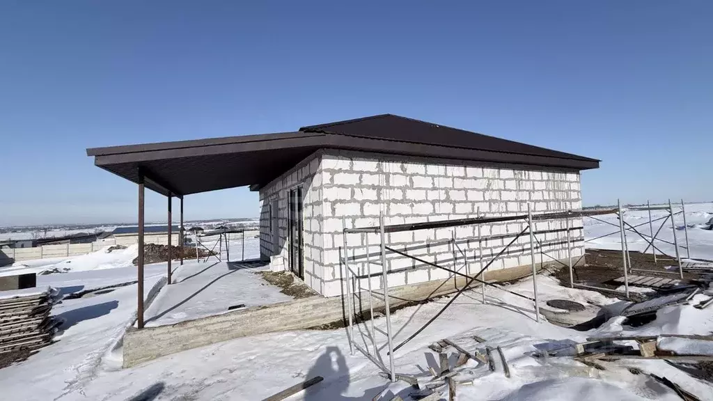 Дом в Крым, Симферопольский район, с. Урожайное ул. Таврическая (80 м) - Фото 1