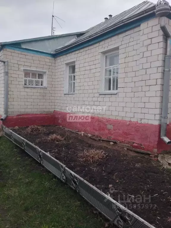 Дом в Курская область, Медвенский район, Нижнереутчанский сельсовет, ... - Фото 0