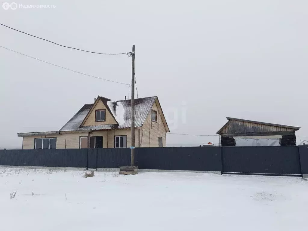 Дом в Угдан, Дальняя улица (80 м) - Фото 2