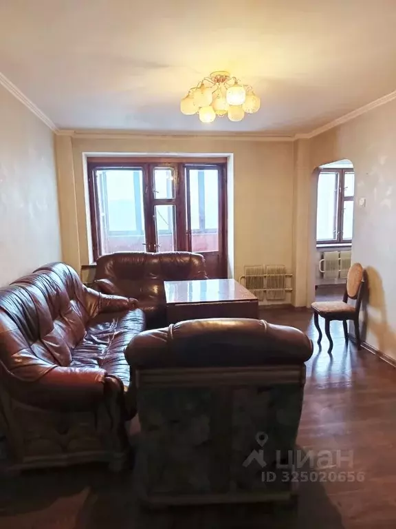 3-к кв. Самарская область, Самара Енисейская ул., 44 (80.0 м) - Фото 1