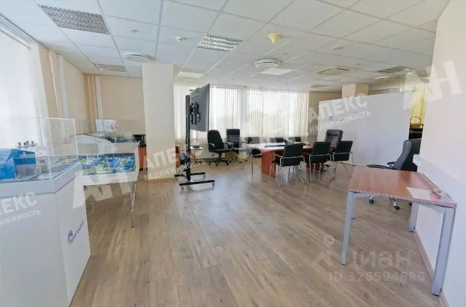 Офис в Москва Университетский просп., 12 (573 м) - Фото 2