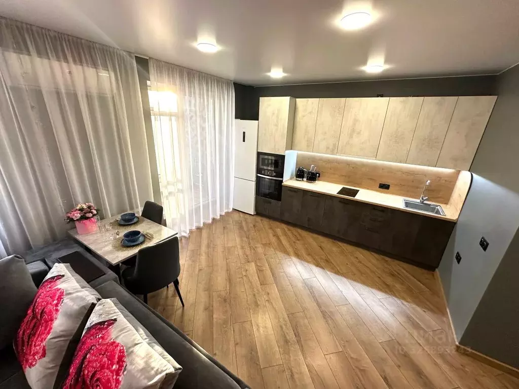 2-к кв. Алтайский край, Барнаул ул. Антона Петрова, 221Д (52.8 м) - Фото 2