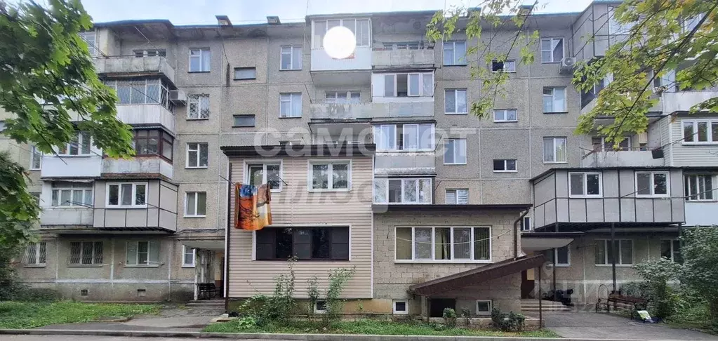 3-к кв. Кабардино-Балкария, Нальчик Кабардинская ул., 204 (60.7 м) - Фото 0