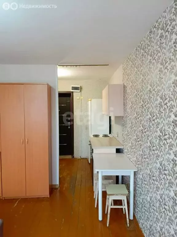Квартира-студия: Тюмень, улица Энергетиков, 47 (17.6 м) - Фото 1