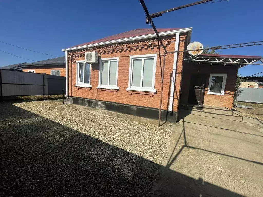 Дом в Адыгея, с. Красногвардейское ул. Степная (66 м) - Фото 1