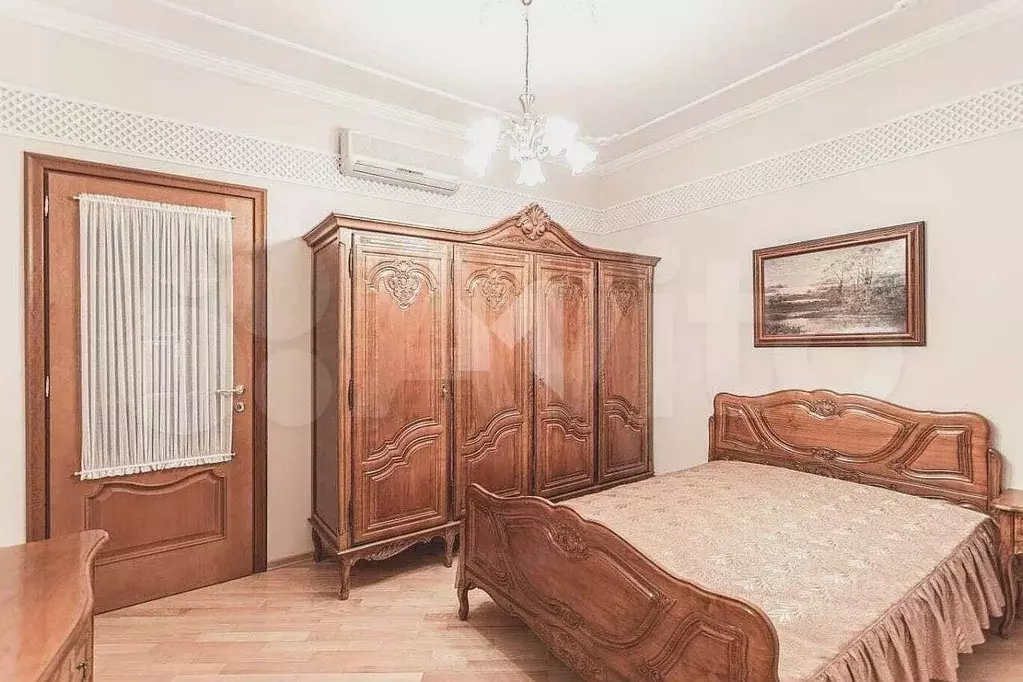 5-к. квартира, 130 м, 4/6 эт. - Фото 1