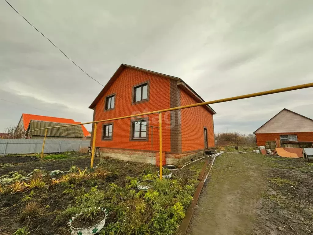 Дом в Мордовия, с. Лямбирь ул. Крестьянская, 16 (200 м) - Фото 0