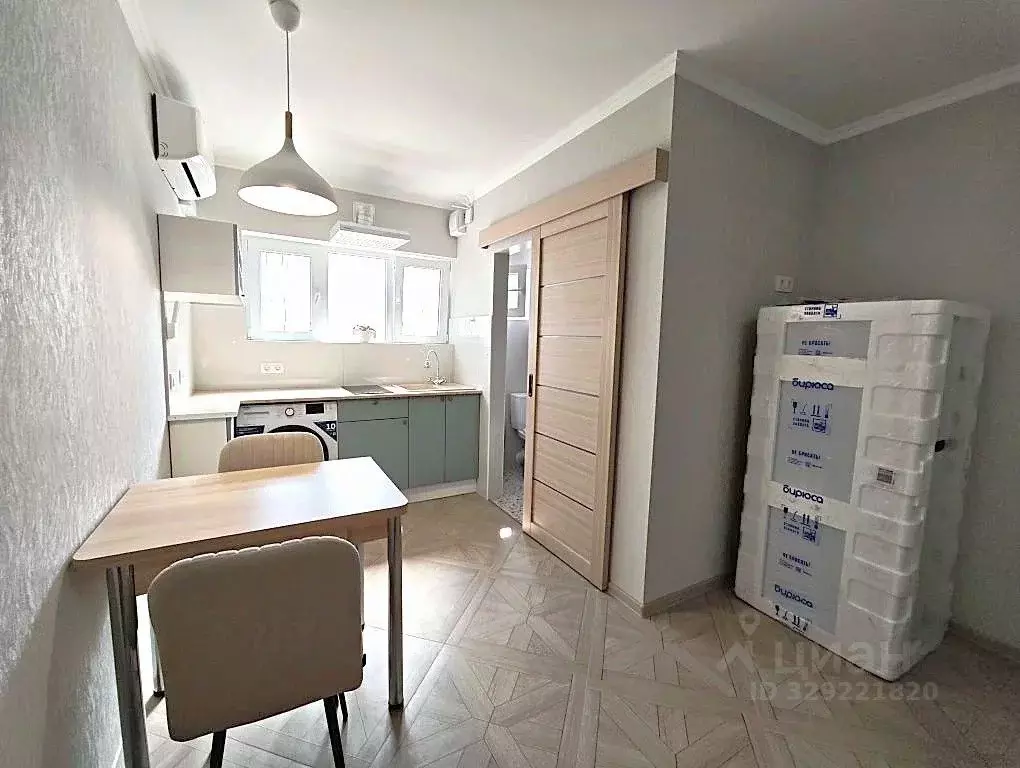 Гараж в Крым, Алушта  (25 м) - Фото 1