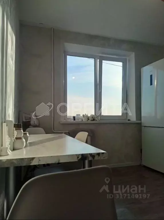 2-к кв. Тюменская область, Тюмень ул. Малыгина, 82 (56.7 м) - Фото 1