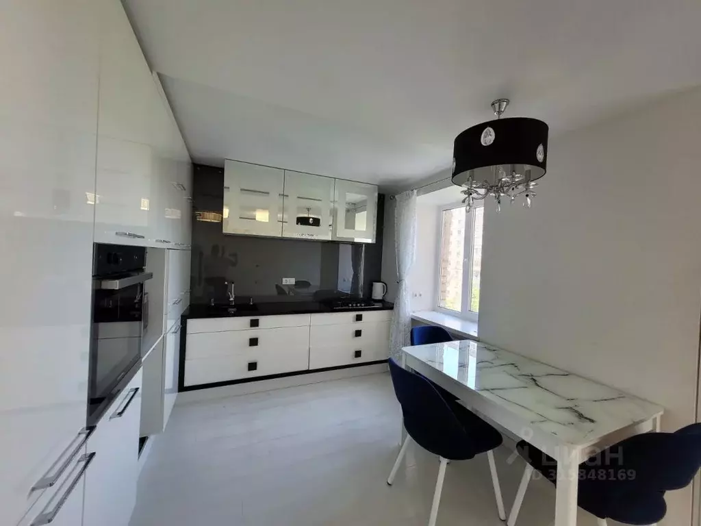 4-к кв. Башкортостан, Уфа Комсомольская ул., 27 (82.0 м) - Фото 1