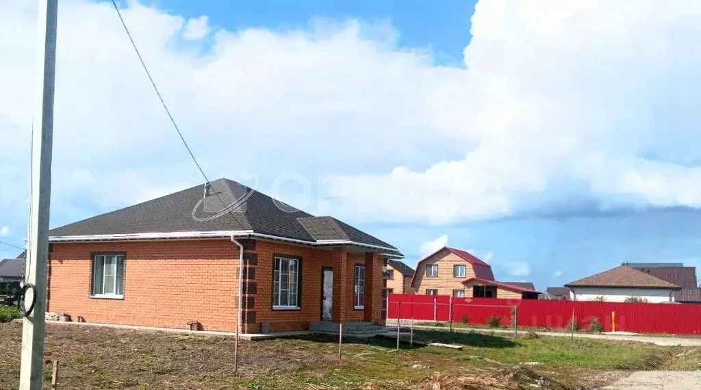 Дом в Тюменская область, Тюменский район, с. Успенка ул. Коммунаров ... - Фото 1