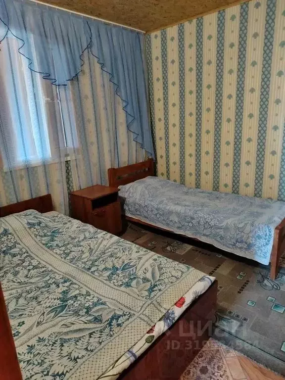 Дом в Краснодарский край, Темрюкский район, Голубицкое с/пос, ... - Фото 1