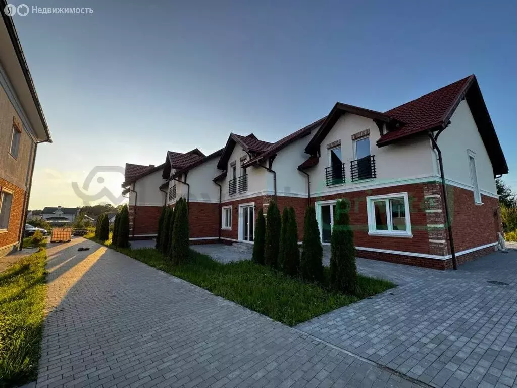 Дом в Зеленоградск, Воскресная улица (509.5 м) - Фото 1