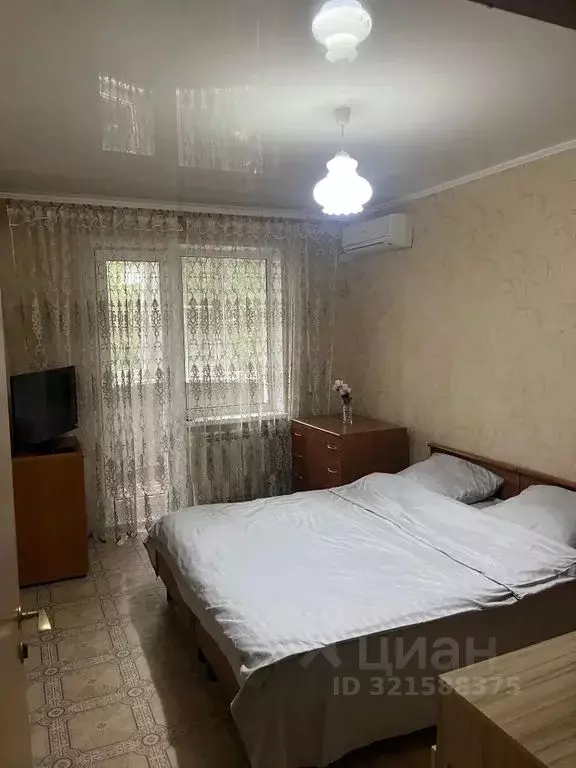 1-к кв. Волгоградская область, Волгоград ул. Землячки, 50 (50.0 м) - Фото 0