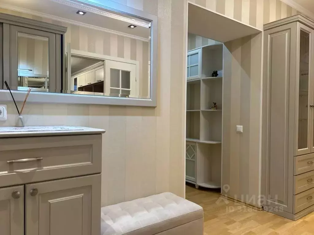 2-к кв. Санкт-Петербург просп. Луначарского, 11к3 (88.0 м) - Фото 0