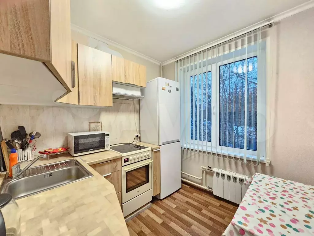 2-к. квартира, 54 м, 4/9 эт. - Фото 1