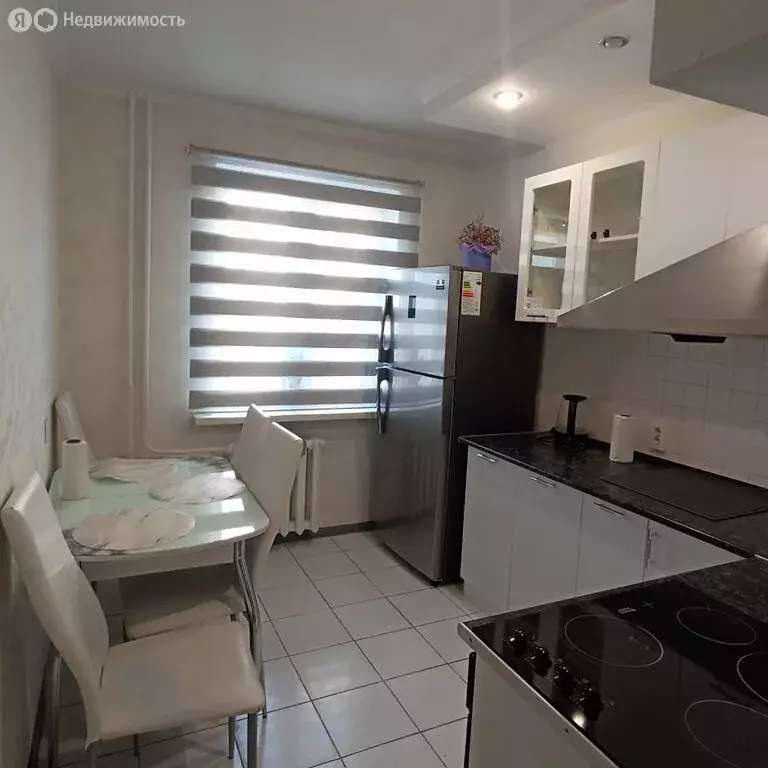 2-комнатная квартира: Курган, улица Бурова-Петрова, 96Г (48.6 м) - Фото 1