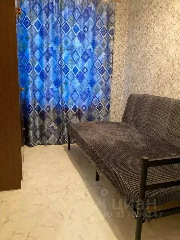 4-к кв. Тульская область, Новомосковск ул. Свердлова, 3А (66.0 м) - Фото 0